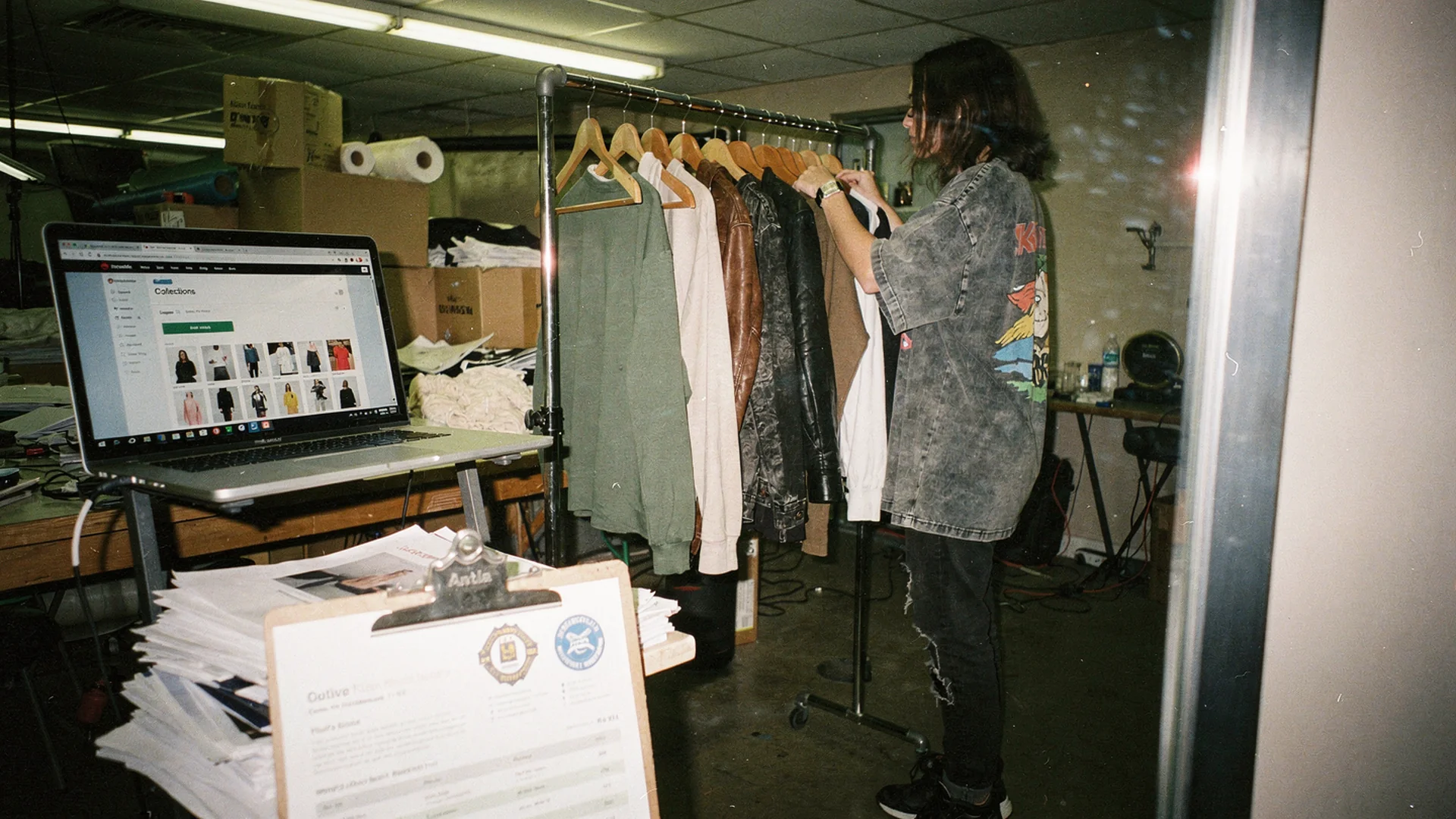 Merchandiser arranging lookbook outfits beside a Shopify collection sort screen and performance badges